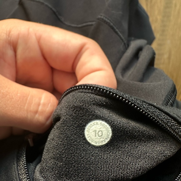 Lululemon Black Pace Rival Skirt - Picture 3 of 3